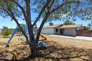 670 E Laredo St, Chandler, AZ 85225 - Photo 22