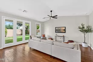2480 E Honeysuckle Pl, Chandler, AZ 85286 - Photo 4