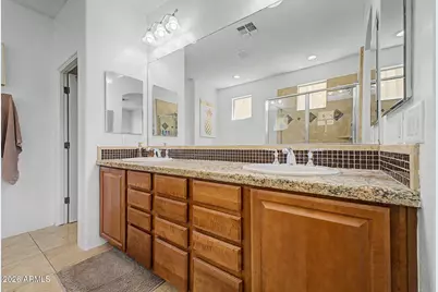 308 W Herro Lane, Phoenix, AZ 85013 - Photo 18