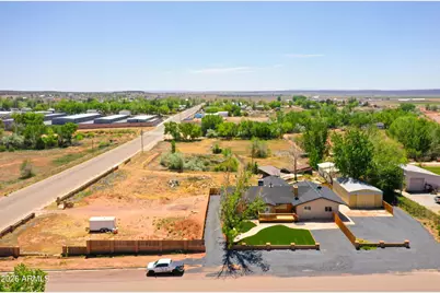 445 W Academy Avenue, Colorado City, AZ 86021 - Photo 1