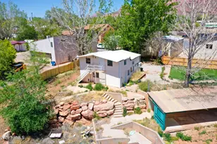 445 W Academy Ave, Colorado City, AZ 86021 - Photo 4
