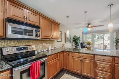 5462 N 77th Street, Scottsdale, AZ 85250 - Photo 10