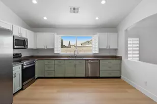 10442 W Toronto Way, Tolleson, AZ 85353 - Photo 4