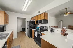 8520 W Palm Ln, Phoenix, AZ 85037 - Photo 12