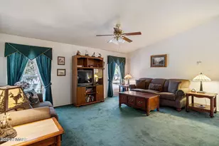 2908 Pine Rim Rd, Overgaard, AZ 85933 - Photo 8