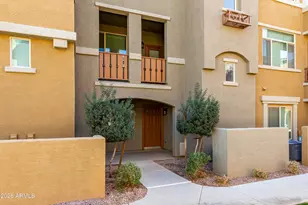 240 W Juniper Ave, Gilbert, AZ 85233 - Photo 1