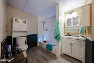 10960 N 67th Ave, Glendale, AZ 85304 - Photo 6