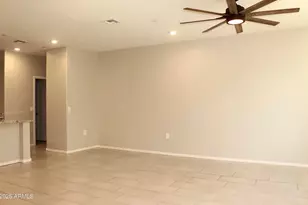 2625 S Peppertree Dr, Gilbert, AZ 85295 - Photo 10