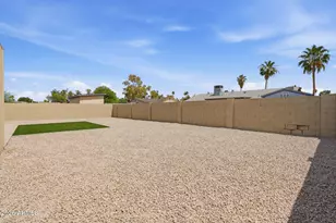 963 W Hillview St, Mesa, AZ 85201 - Photo 36