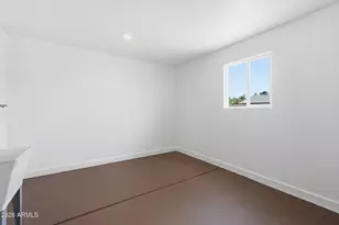 963 W Hillview St, Mesa, AZ 85201 - Photo 30