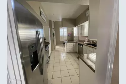 5521 E Paradise Drive, Scottsdale, AZ 85254 - Photo 14
