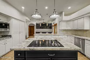 5812 W Del Lago Cir, Glendale, AZ 85308 - Photo 6