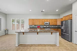 3350 S Roger Ct, Chandler, AZ 85286 - Photo 10