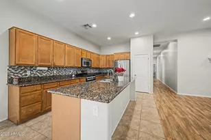 3350 S Roger Ct, Chandler, AZ 85286 - Photo 10