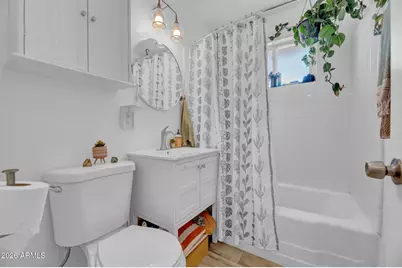 413 W Caron Street W, Phoenix, AZ 85021 - Photo 8