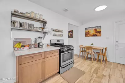 413 W Caron Street W, Phoenix, AZ 85021 - Photo 12