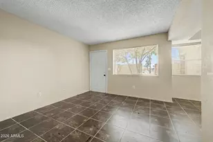 4016 S 44th Pl, Phoenix, AZ 85040 - Photo 8