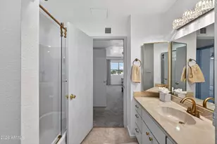 425 S Parkcrest Dr, Mesa, AZ 85206 - Photo 22