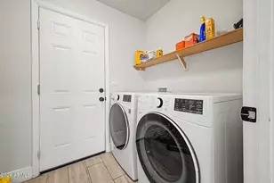 1882 E Loma Vista Dr, Tempe, AZ 85282 - Photo 22