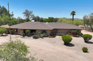 10036 N 39th St, Phoenix, AZ 85028 - Photo 2