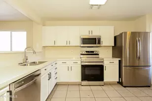 13496 W Canyon Creek Dr, Surprise, AZ 85374 - Photo 8