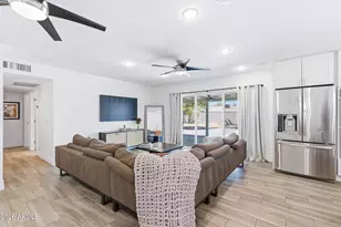 508 W Sundance Way, Chandler, AZ 85225 - Photo 2