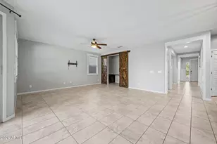 1041 W Glen Canyon Dr, San Tan Valley, AZ 85140 - Photo 8
