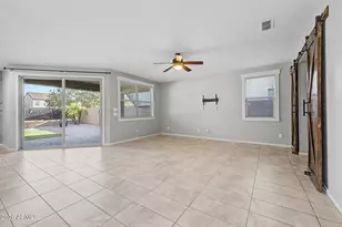 1041 W Glen Canyon Dr, San Tan Valley, AZ 85140 - Photo 12