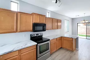 856 S Colonial Dr, Gilbert, AZ 85296 - Photo 8