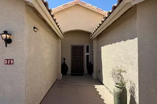 329 W Brisa Dr, Gilbert, AZ 85233 - Photo 2