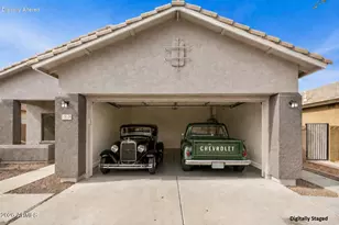 14648 W Gelding Dr, Surprise, AZ 85379 - Photo 4