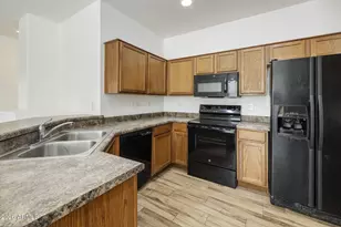 14648 W Gelding Dr, Surprise, AZ 85379 - Photo 12