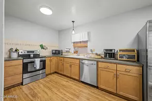 4018 W Camino Vivaz, Glendale, AZ 85310 - Photo 10