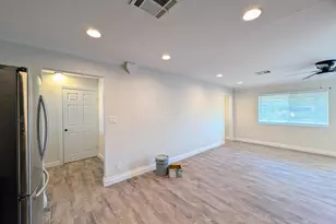 13208 W Tuckey Ln, Glendale, AZ 85307 - Photo 16