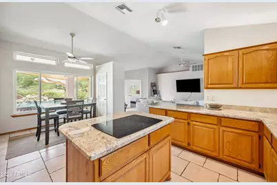 16023 S 13th Way, Phoenix, AZ 85048 - Photo 8