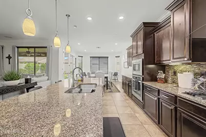 10453 W El Cortez Place, Peoria, AZ 85383 - Photo 12