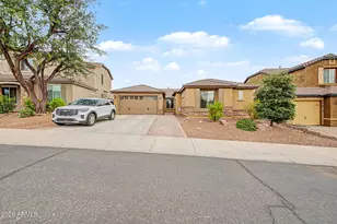 10453 W El Cortez Pl, Peoria, AZ 85383 - Photo 2