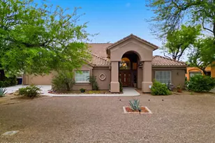 781 W San Marcos Dr, Chandler, AZ 85225 - Photo 2