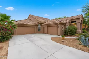 781 W San Marcos Dr, Chandler, AZ 85225 - Photo 2
