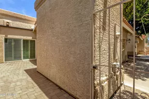 324 W Carmen St, Tempe, AZ 85283 - Photo 36