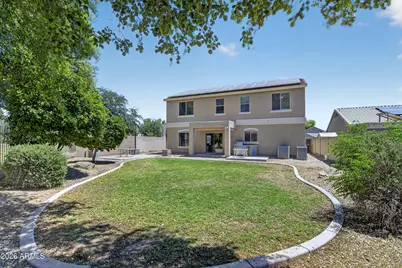 100 S 165th Drive, Goodyear, AZ 85338 - Photo 2