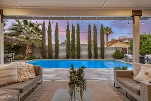 8738 E Rose Ln, Scottsdale, AZ 85250 - Photo 2