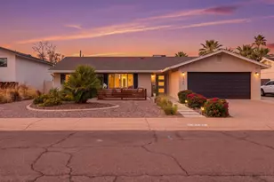 8738 E Rose Ln, Scottsdale, AZ 85250 - Photo 4