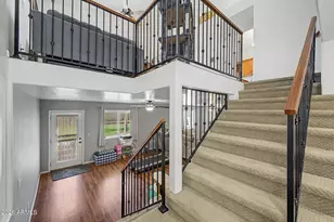 3729 E Taro Ln, Phoenix, AZ 85050 - Photo 6