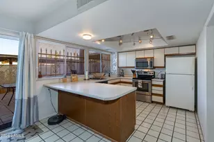 2726 N 60th St, Scottsdale, AZ 85257 - Photo 12
