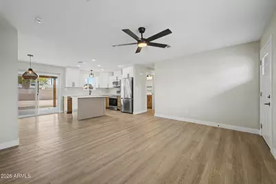 6426 S 47th Street, Phoenix, AZ 85042 - Photo 6