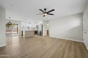 6426 S 47th St, Phoenix, AZ 85042 - Photo 6