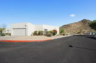 316 E Turquoise Ave, Phoenix, AZ 85020 - Photo 2