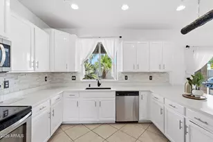 43266 W Lindgren Dr, Maricopa, AZ 85138 - Photo 16