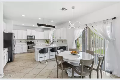 43266 W Lindgren Drive, Maricopa, AZ 85138 - Photo 1